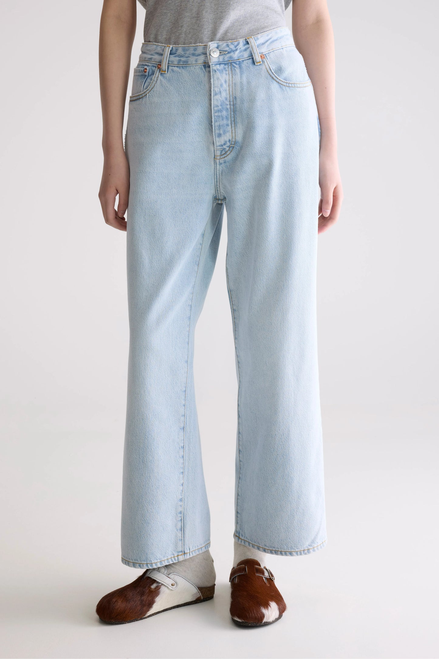 Denim N. 66 wide jeans (252 / W / USED LT BLUE)