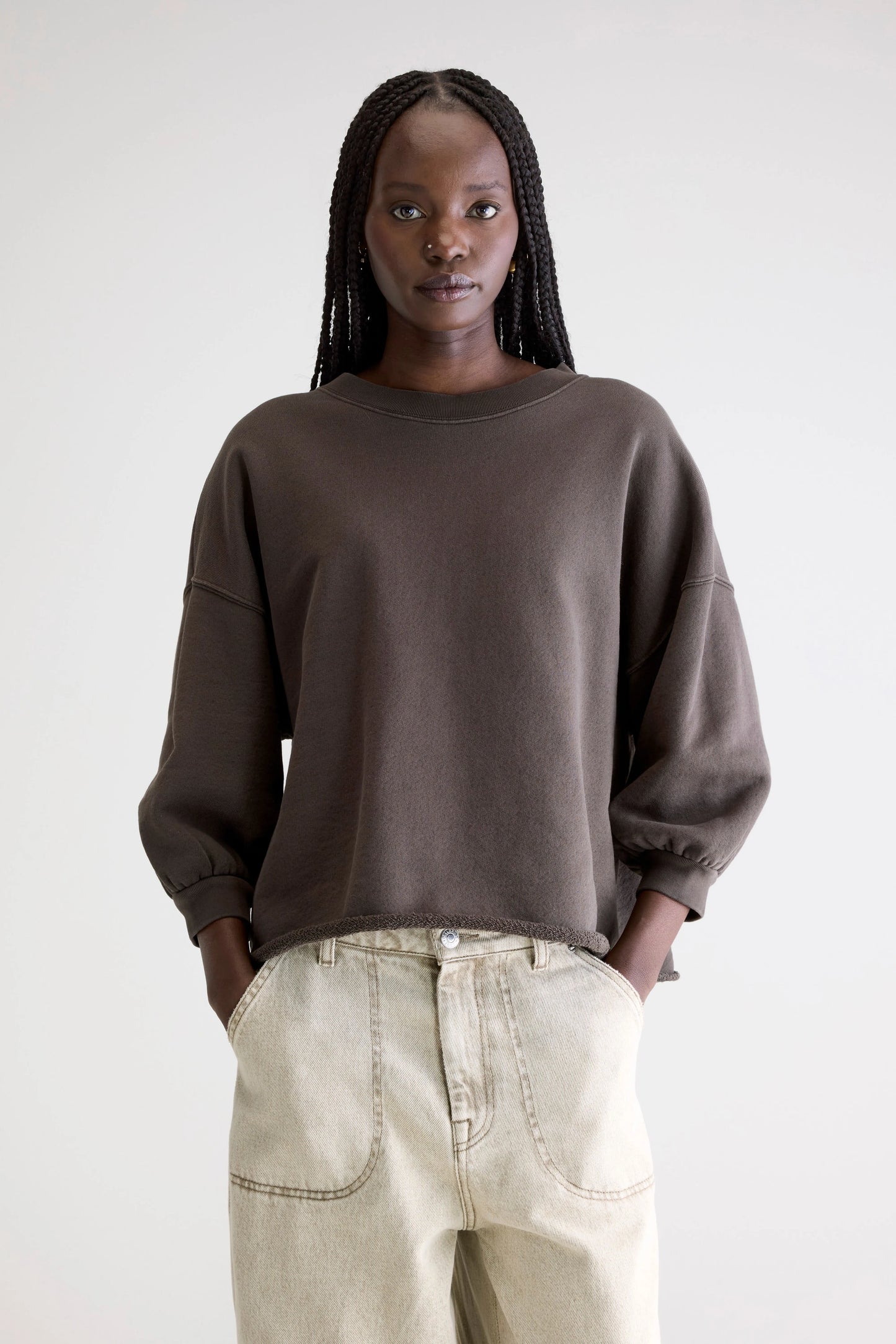 Vicske crewneck sweatshirt (252 / W / DARK ROAST)