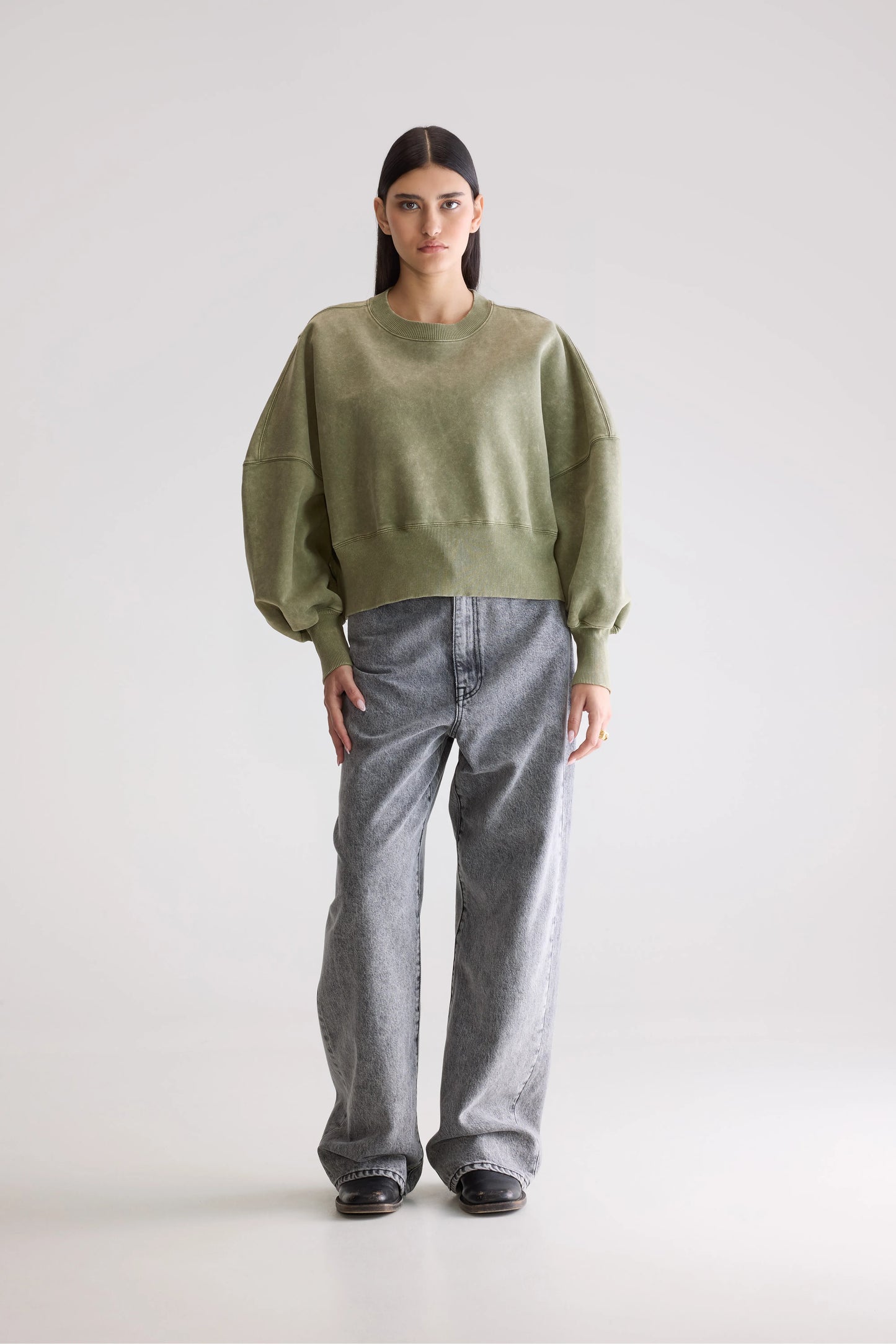 Salva cropped sweatshirt (252 / W / ARMY)